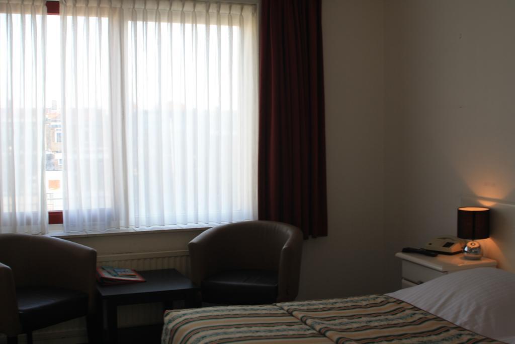 Hotel Zee En Duin كاتفايك أن زي الغرفة الصورة